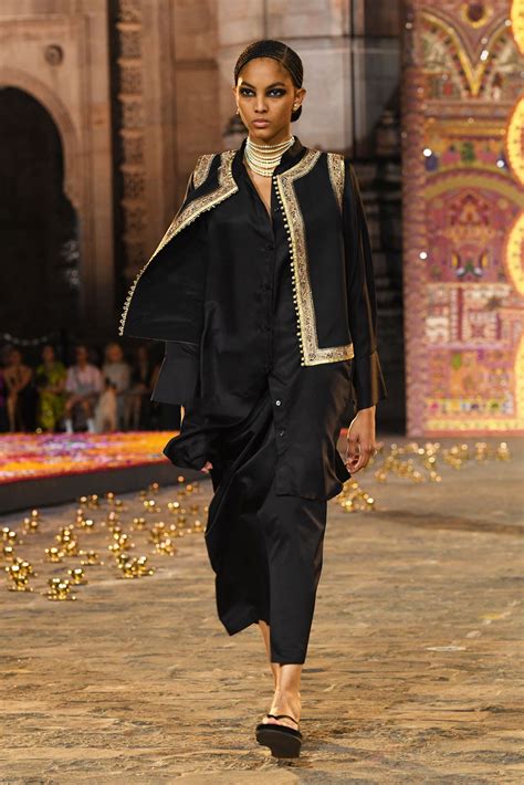 dior pre fall mumbai|christian Dior runway 2023.